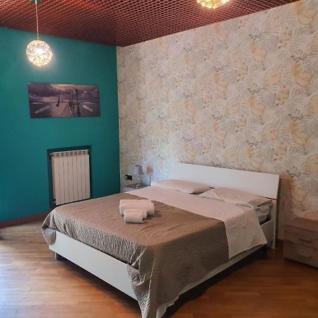 Bed and Breakfast B B Desy Казерта Екстер'єр фото